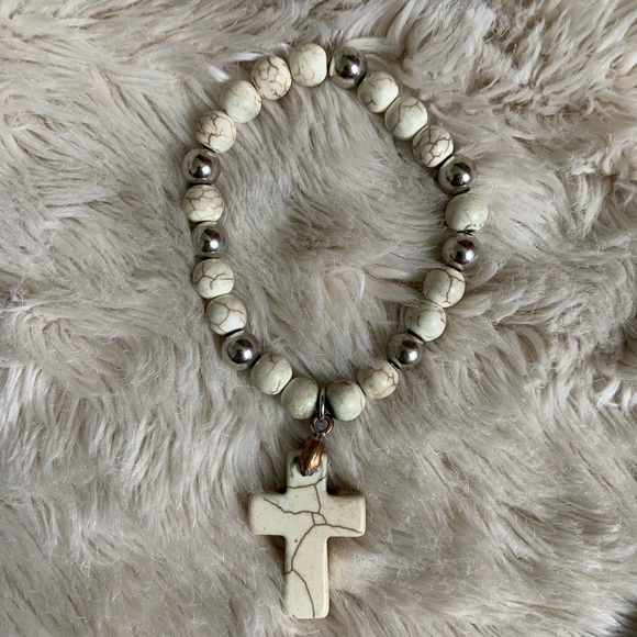 💙2/$30💙 Turquoise beaded bracelets - Picture 3 of 4